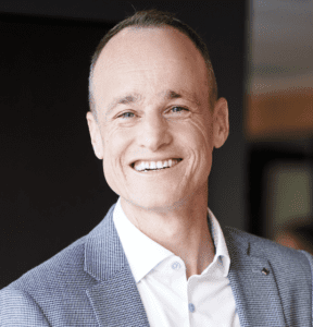 Robert Read headshot